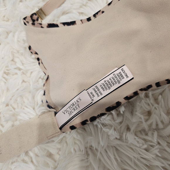 Victoria's Secret Brown and Black Bras Intimates Collection - Picture 3 of 4